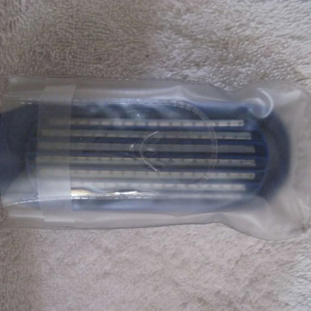 Goody Compact Collapsible Pocket Travel Purse Brush Old Style Pop Open Case 2004